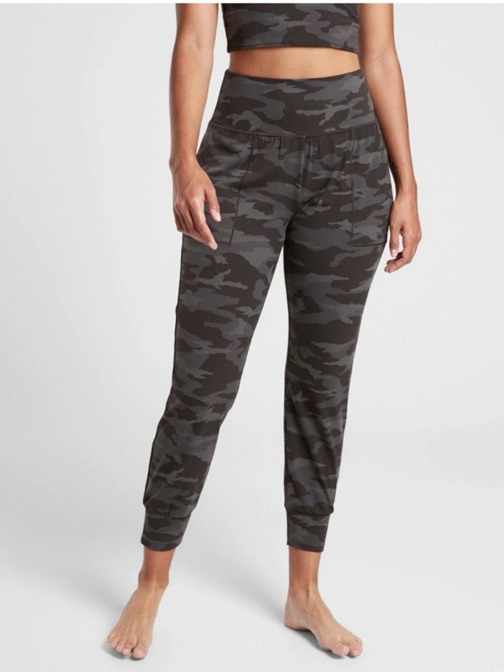 Athleta Salutation Camo Jogger Women's Size XS Black Gray High Rise